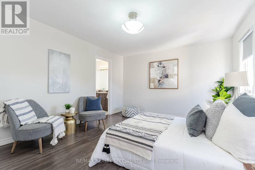 1435 Mickleborough Drive — photo 30 of 40