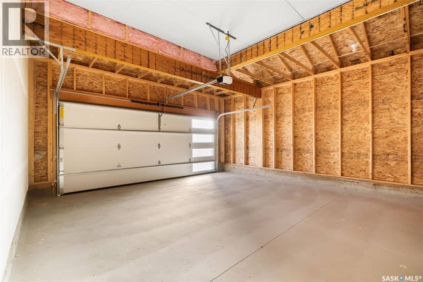 4804 Ferndale CRESCENT — photo 24 of 25