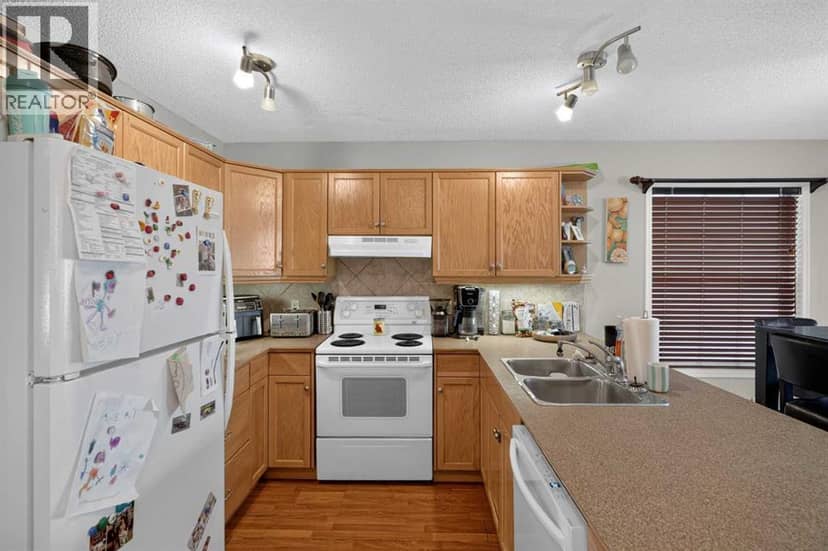 445 Stonegate Way NW — photo 11 of 40
