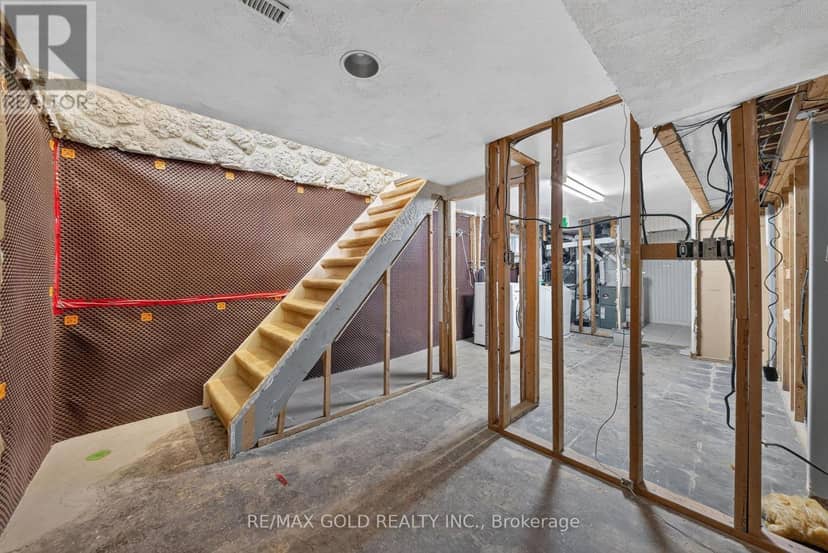 722 Balmoral Drive — photo 33 of 40