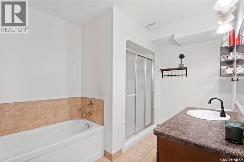 103 1602 1st STREET E — photo 19 of 40
