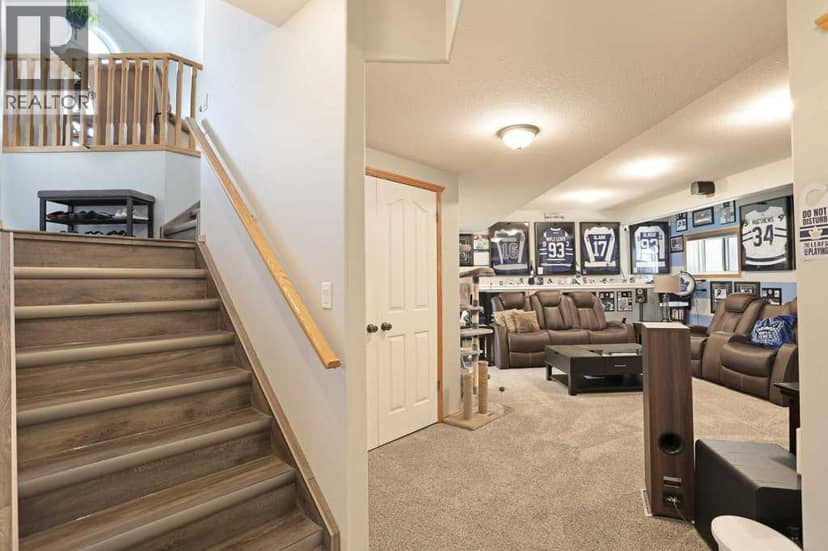 227 Meadowbrook Drive — photo 30 of 40