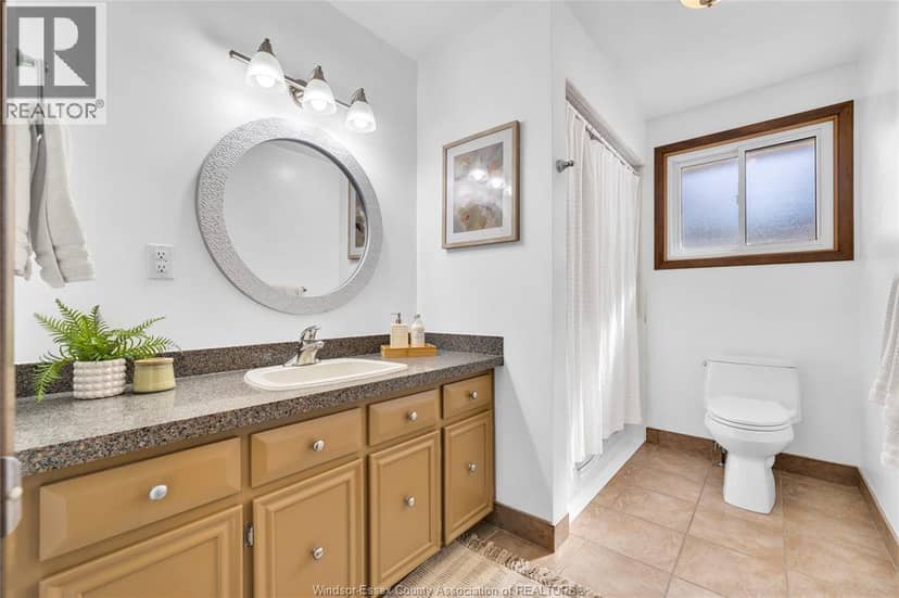 1367 Isabelle Place — photo 13 of 28