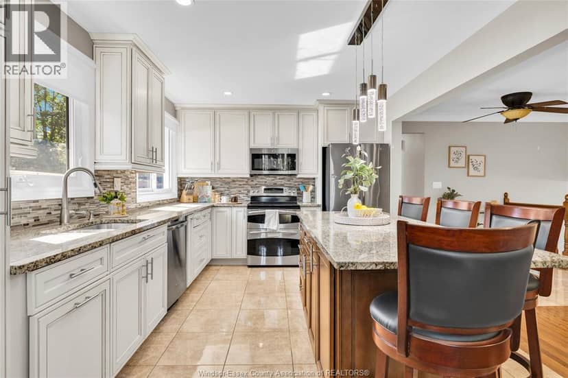1367 Isabelle Place — photo 9 of 28