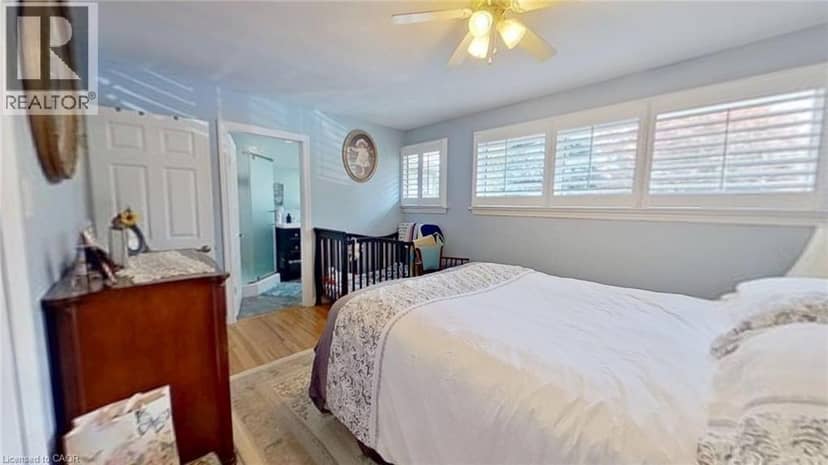 27 HEPBURN Avenue — photo 18 of 40
