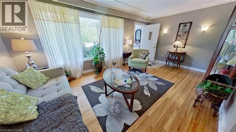27 HEPBURN Avenue — photo 15 of 40