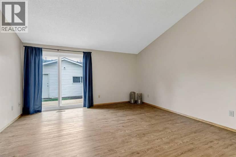 1418 Ranchlands Way NW, Calgary, photo 3