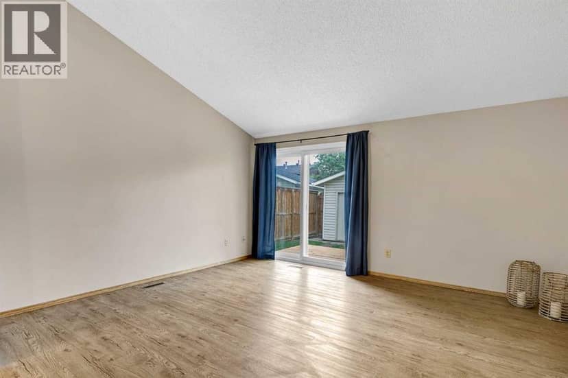 1418 Ranchlands Way NW, Calgary, photo 4