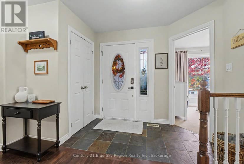 1016 Airport Road, North Bay, photo 7