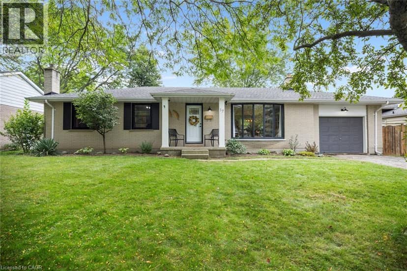 17 BUTLER Drive — photo 3 of 33