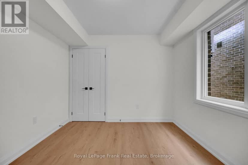 323 Anderson Avenue — photo 15 of 40