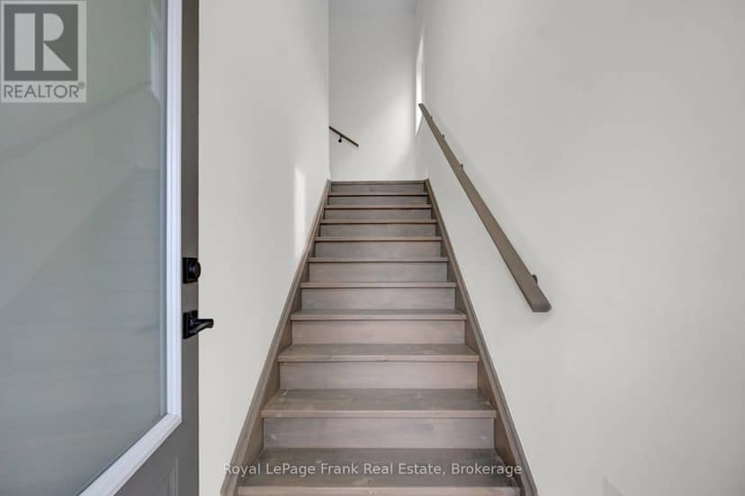 323 Anderson Avenue — photo 20 of 40