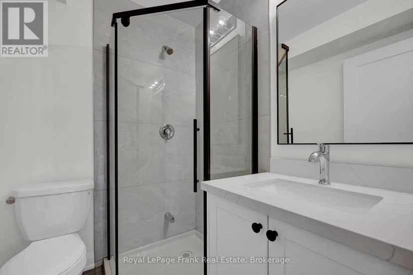 323 Anderson Avenue — photo 33 of 40