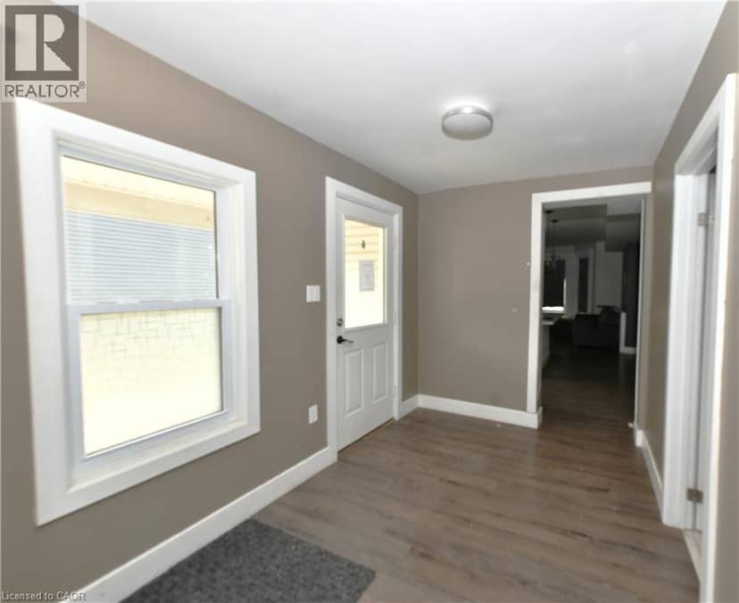 10 MEDA Street — photo 8 of 24