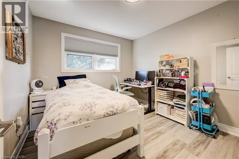 283 BECKER Street — photo 13 of 40
