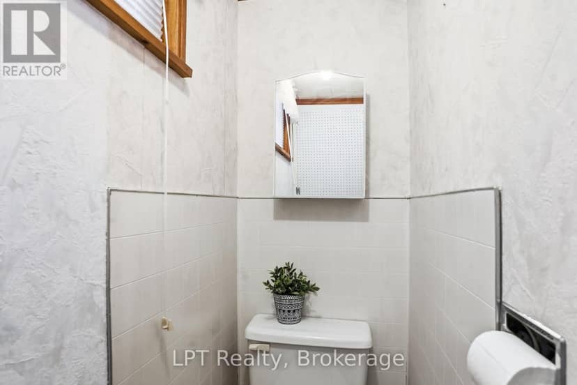 463 Frank Street — photo 31 of 40