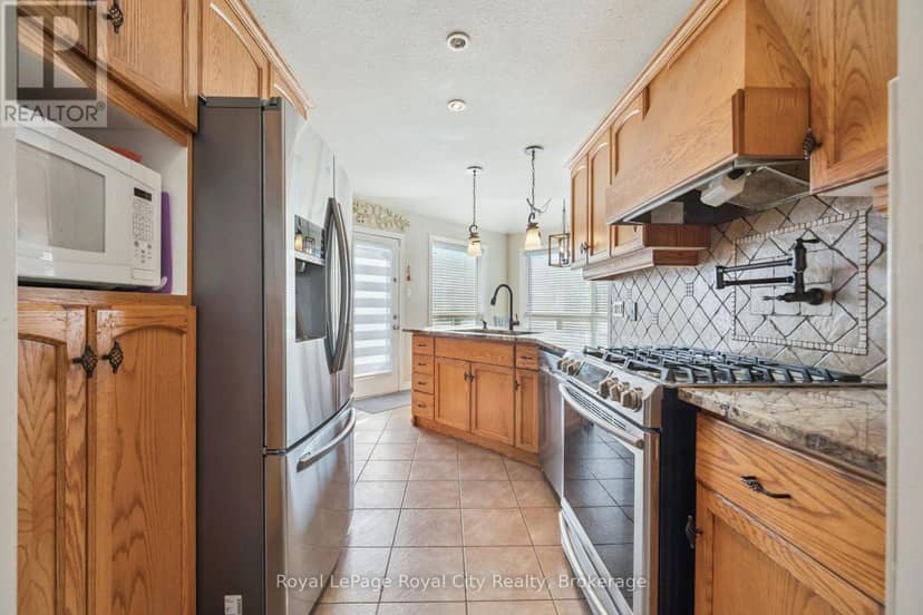 641 Grange Road — photo 10 of 37