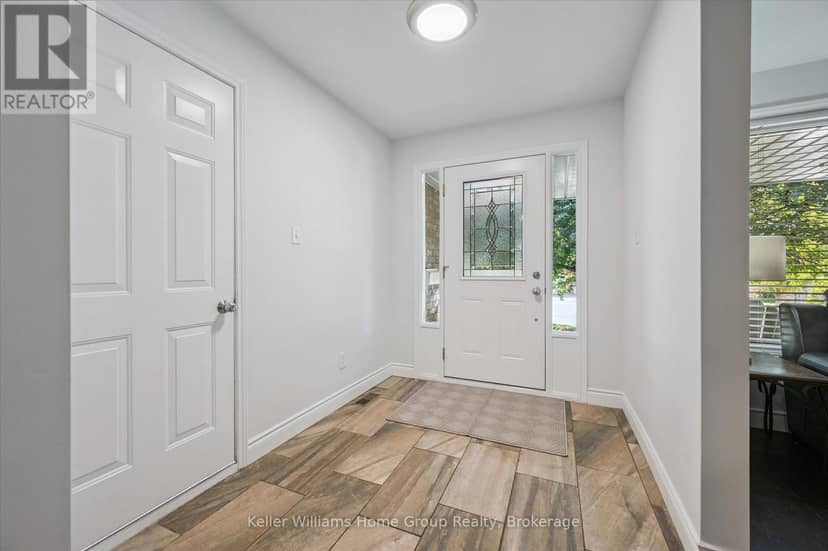 284 Colborne Street, Centre Wellington, photo 4