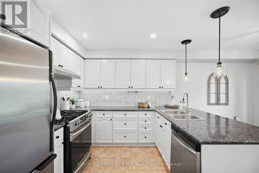 6 Merchants Avenue — photo 11 of 40