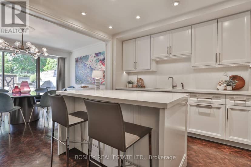101 - 4 Lowther Avenue, Toronto, photo 8
