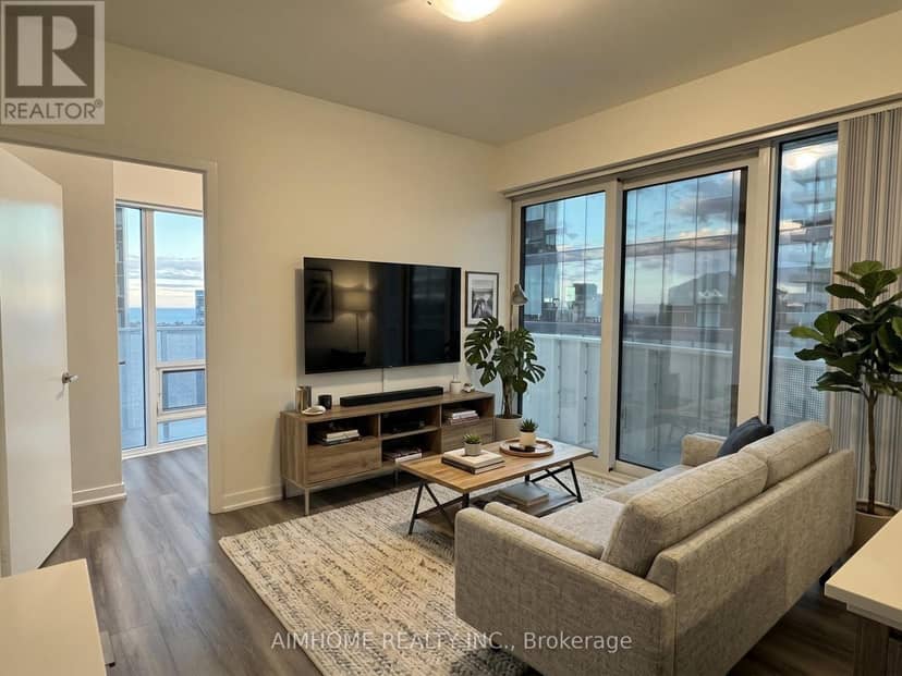 3310 - 100 Harbour Street — photo 3 of 16