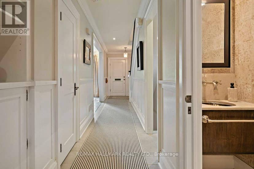 29 Standish Avenue, Toronto, photo 8