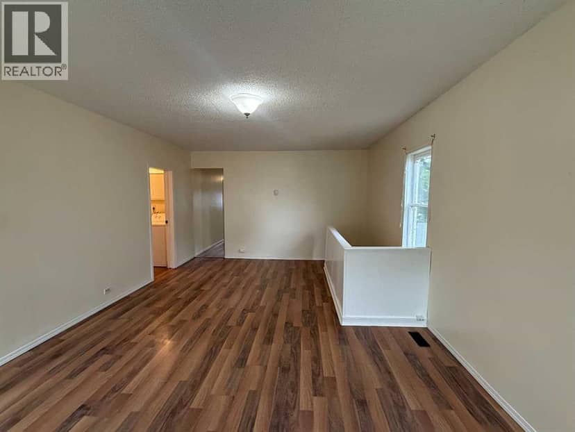 4911 53 Avenue, Grimshaw, photo 7