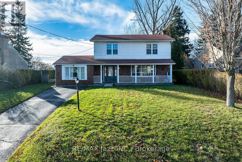 149 Abbott Boulevard — photo 1 of 25