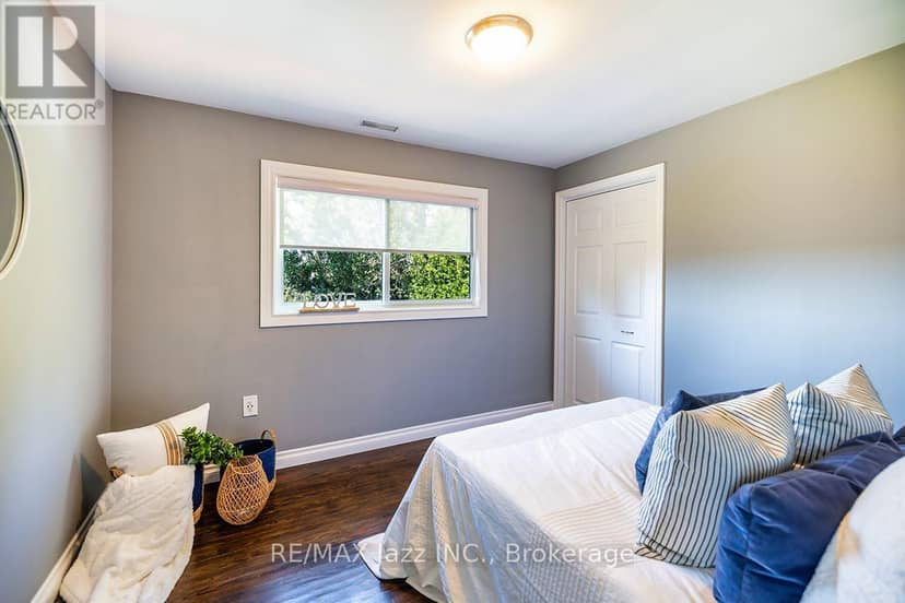 149 Abbott Boulevard — photo 11 of 25