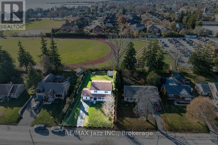 149 Abbott Boulevard — photo 2 of 25