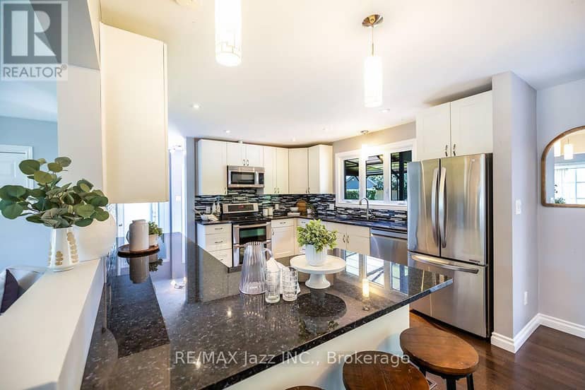 149 Abbott Boulevard — photo 7 of 25