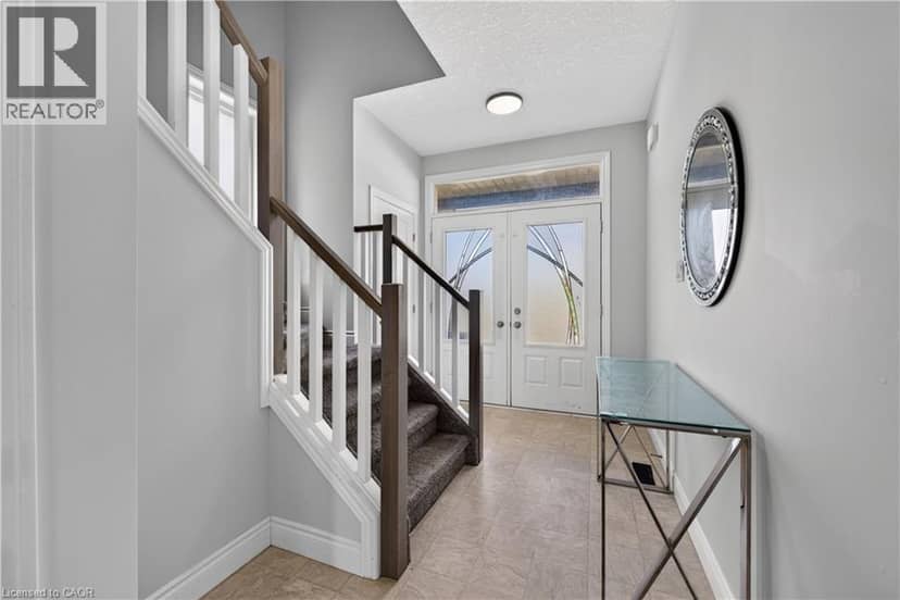 32 ASHBERRY Place — photo 7 of 38