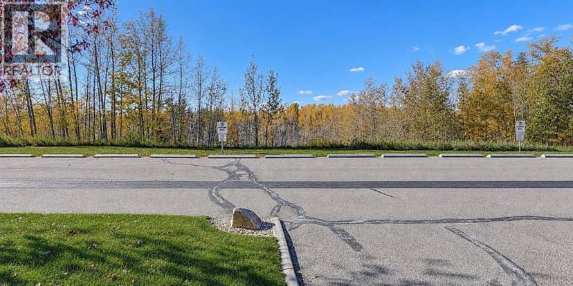 112, 7014 100 Street, Grande Prairie, photo 3