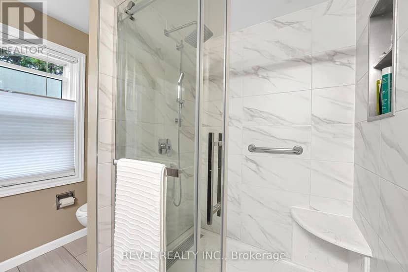 806 Linden Court — photo 15 of 27