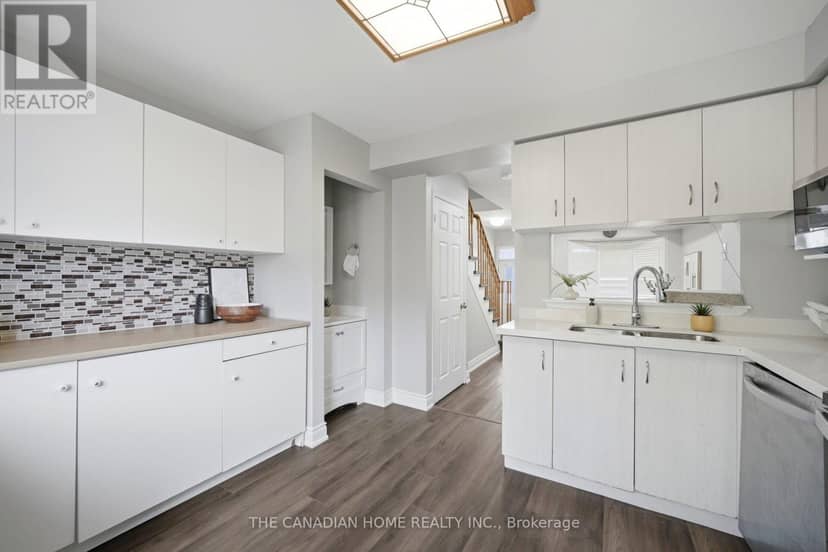 9482 Sheppard Avenue E — photo 13 of 38