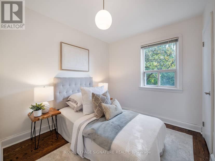 57 Yardley Avenue, Toronto, photo 8