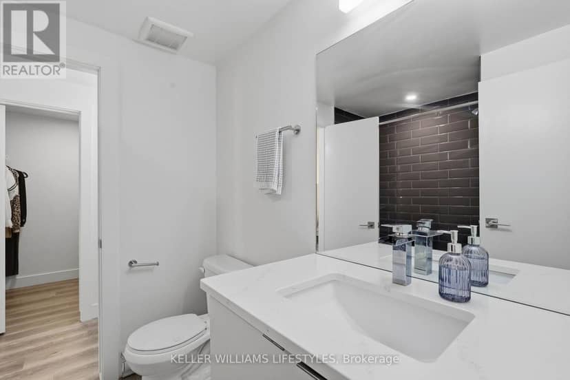 36 - 105 Andover Drive — photo 18 of 34