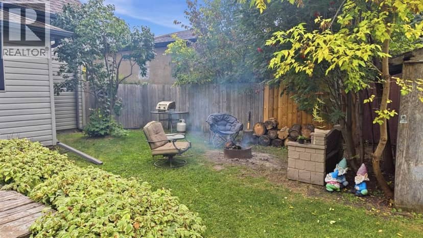 5214 50 Street, Lacombe, photo 8