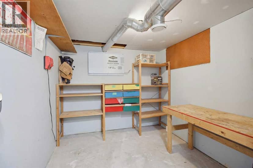 5214 50 Street — photo 39 of 40