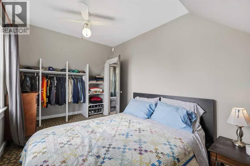 5214 50 Street — photo 29 of 40
