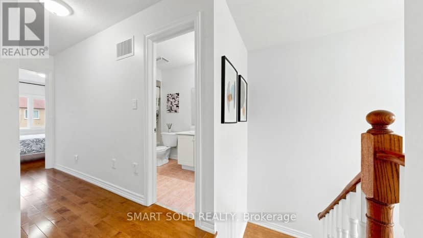 6 Kinney Gate — photo 17 of 37