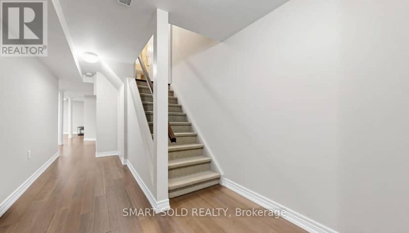 6 Kinney Gate — photo 27 of 37