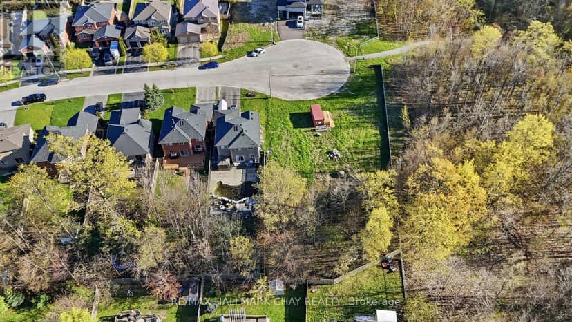 18 Prince Edward Place, Barrie, photo 4