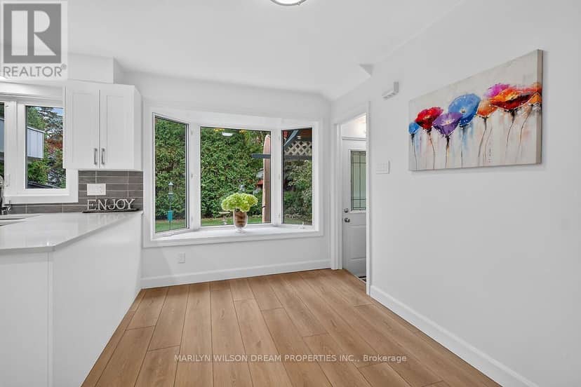 121 St Laurent Boulevard — photo 16 of 40