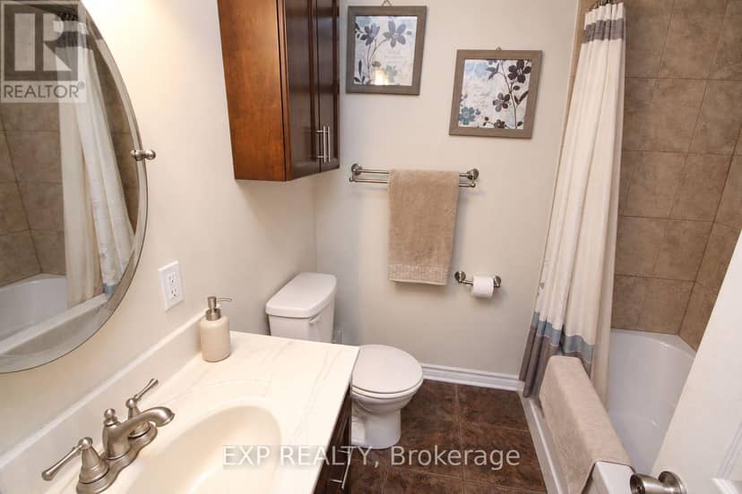 138 Baker Street, Kingston, photo 8