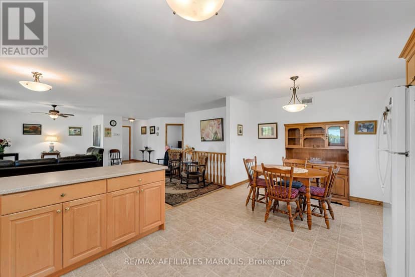 1192 Good Road — photo 10 of 40