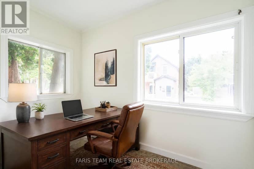 116 Albert Street S — photo 17 of 37