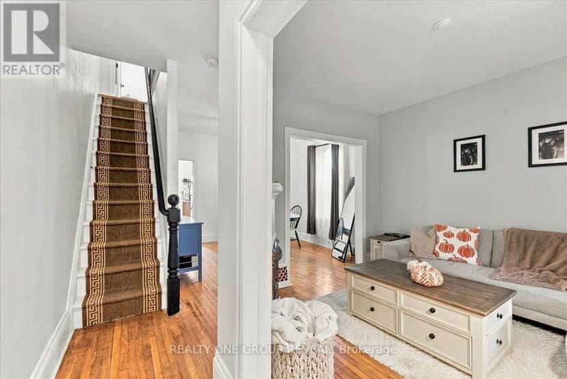 27 Ross Street — photo 20 of 40
