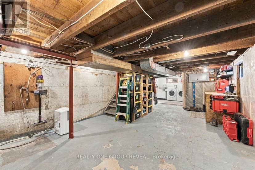 27 Ross Street — photo 34 of 40