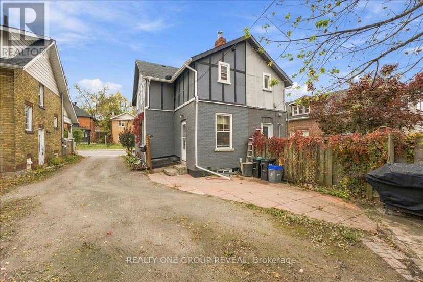 27 Ross Street — photo 37 of 40